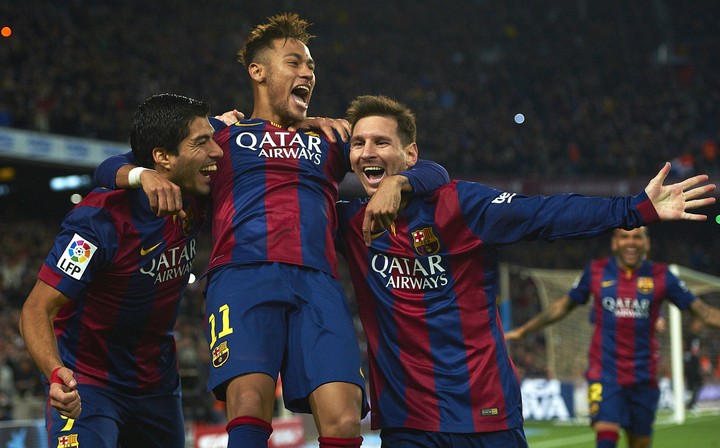 Neymar opúšťa Barcelonu, Messi mu praje veľa šťastia